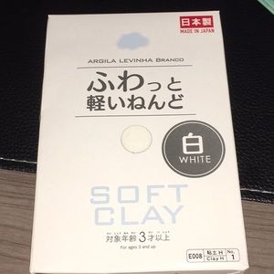 Daiso clay for slime